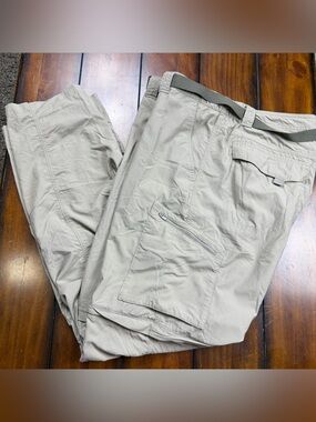 Columbia Men's Cargo Convertible Pants in Light Tan 40x34